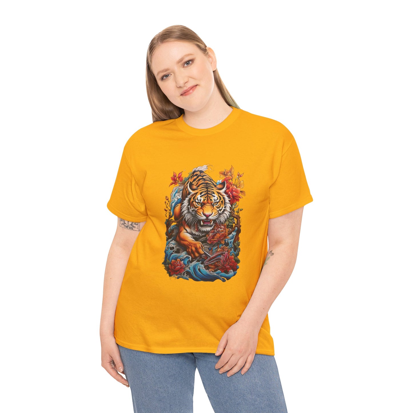 EYE OF THE TIGER Unisex Heavy Cotton Tee
